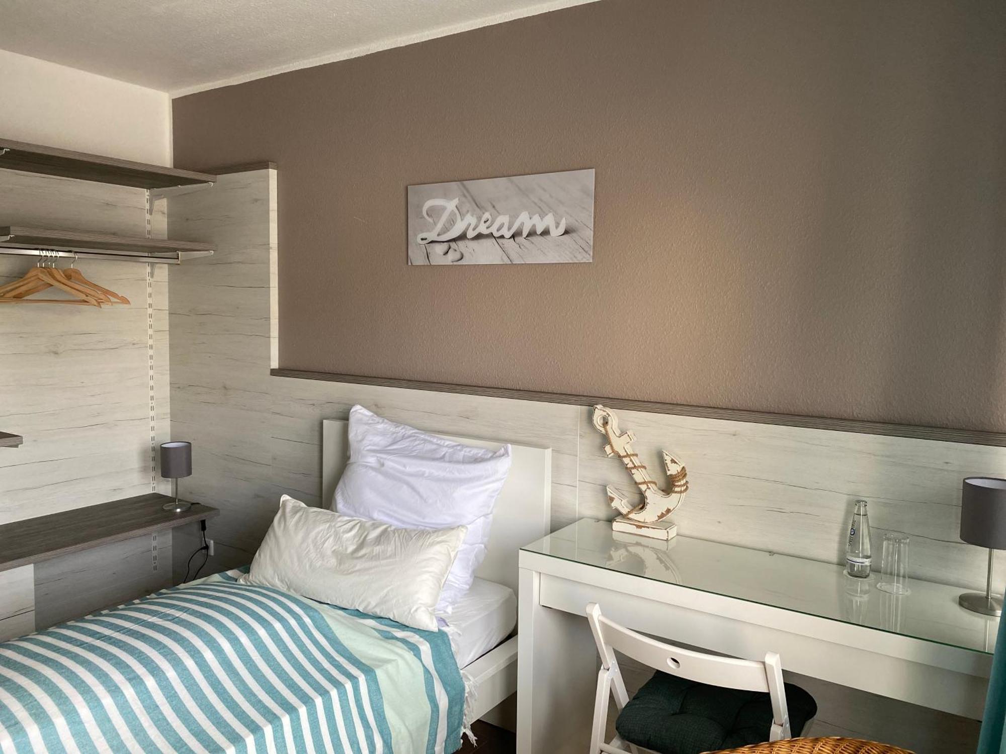 Single Room Private Bathroom